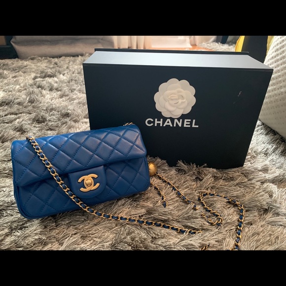 CHANEL Pearl Crush Mini Rectangular Flap Bag in Rare Seasonal Blue Color - Picture 2 of 2